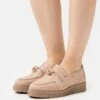 Comfort - Instappers - Beige