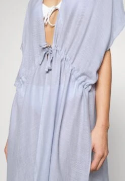 Anna Field Printed Short Kimono / 606 - Khaki_003 - Off-White - Strandaccessoire - 502 - Blue 9 Anna Field Printed Short Kimono / 606 - Khaki_003 - Off-White - Strandaccessoire - 502 - Blue -Anna Field 641e145d8ffb484d8fedef2a26e13426