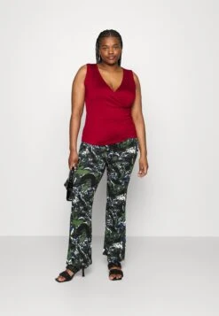 Anna Field -Anna Field 97e0af816b3b469aae9cb7bd5b5e652e