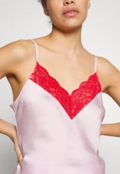 Anna Field 4 Piece Gift Set - Pyjama - Red/Pink 20 Anna Field 4 Piece Gift Set - Pyjama - Red/Pink -Anna Field a33c31bbcfa24c63bd555e33335bf09d