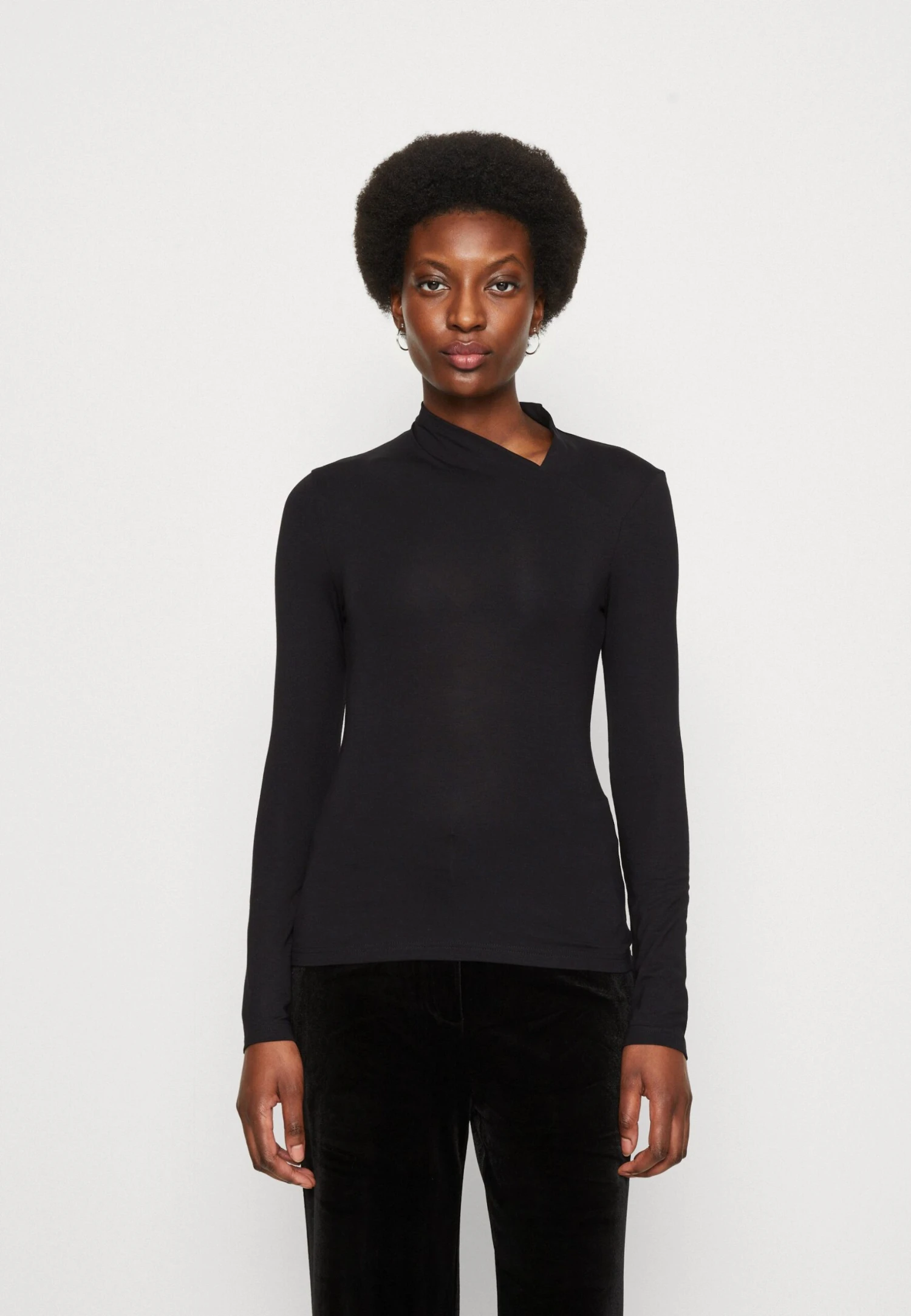 Anna Field Longsleeve - Black 1 Anna Field Longsleeve - Black