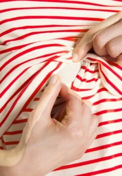 Maternity Long Tee- T-Shirt Basic - Red/Off-White 11 Maternity Long Tee- T-Shirt Basic - Red/Off-White -Anna Field aca7e161051541aabafcdc94f6b60ac6