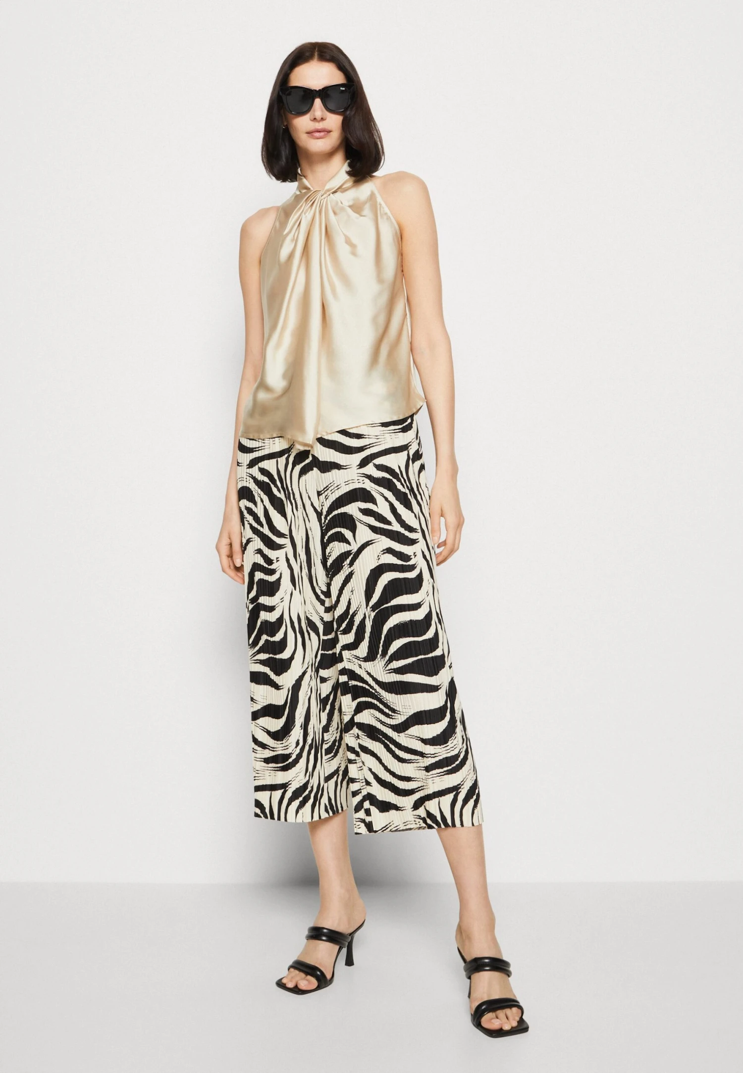 Anna Field Top - Off-White 4 Anna Field Top - Off-White - Afbeelding 4